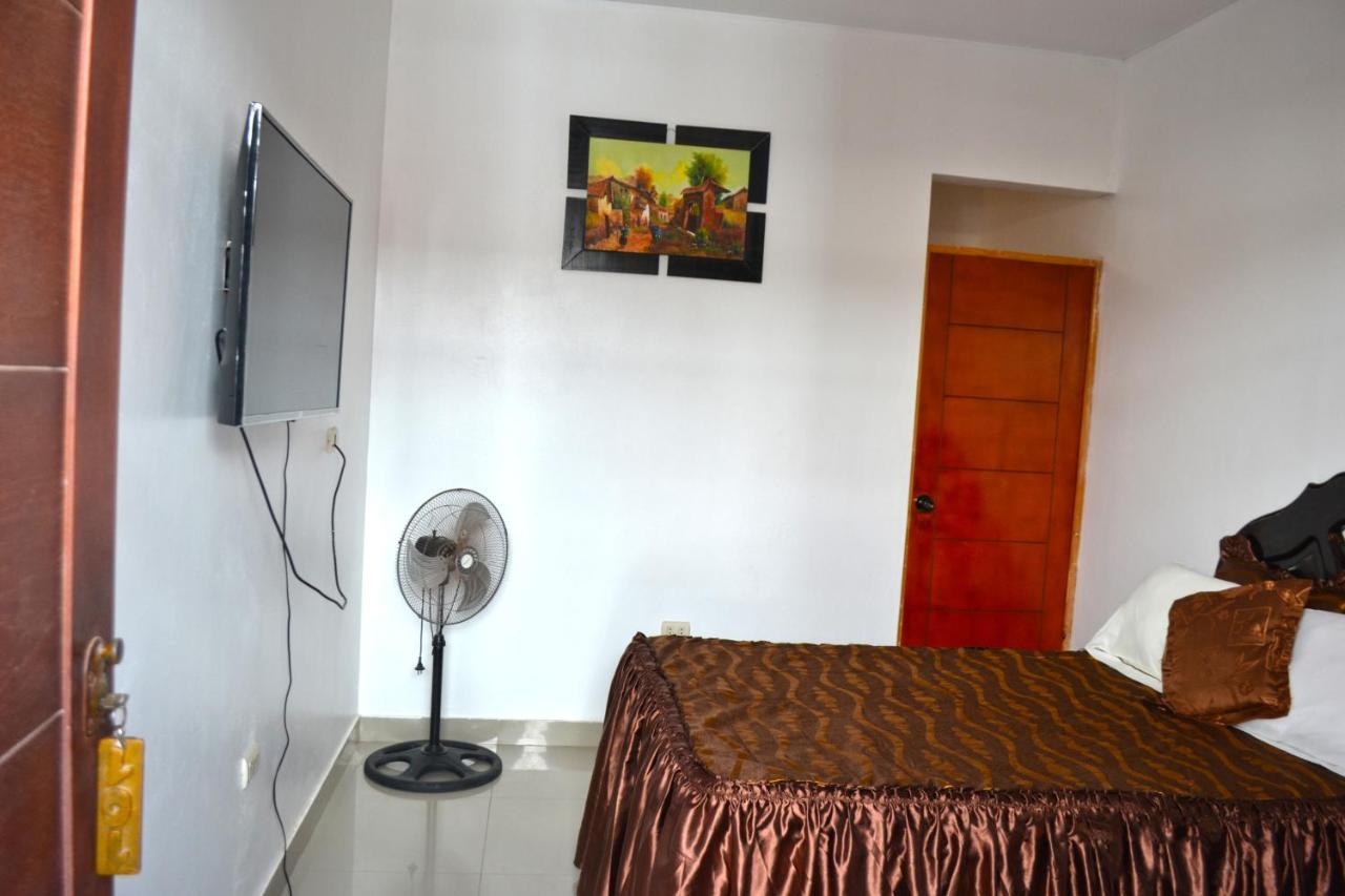 Hostal El Sueno De San Martin Paracas Eksteriør billede
